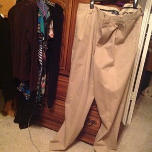 Dockers D3 classic fit khaki pants